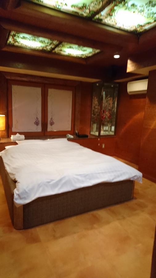 Hotel Loire (Adults Only) Osaka Exterior foto